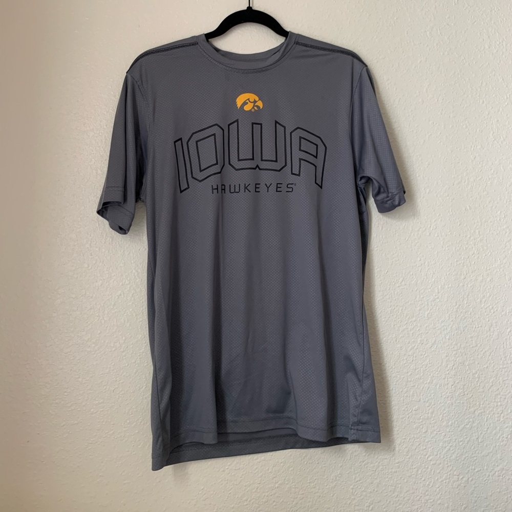 iowa hawkeyes athletic t shirt